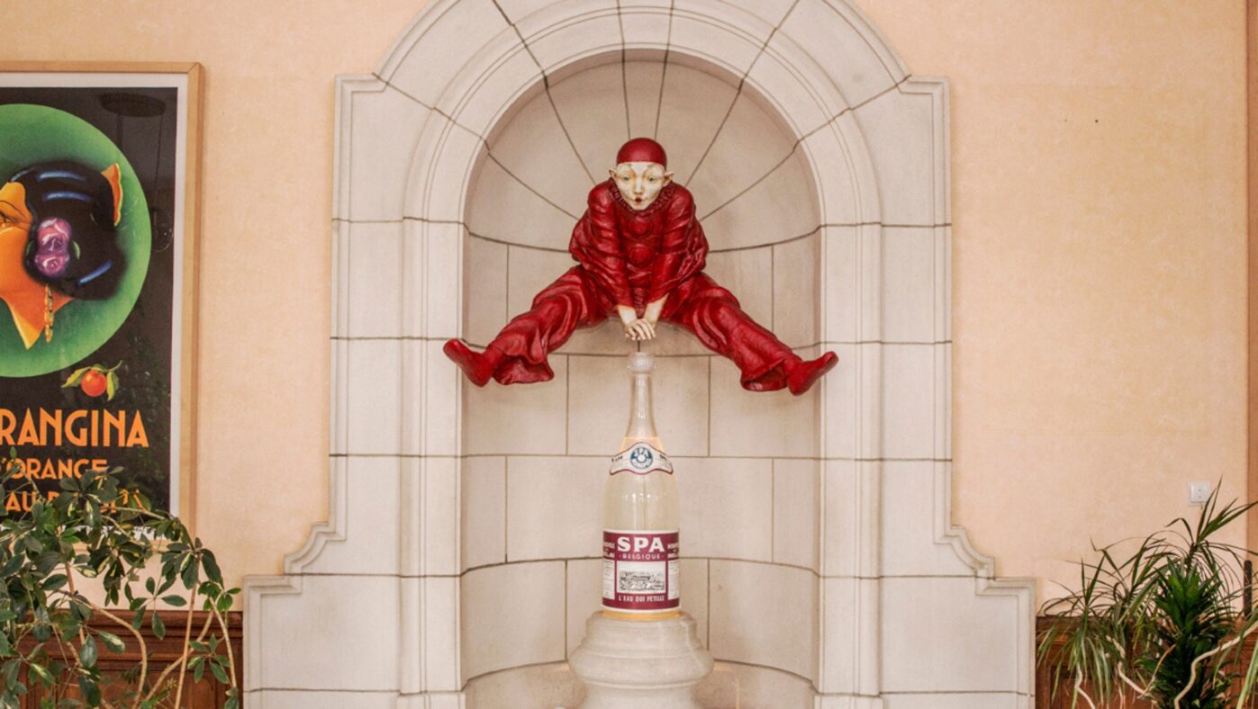 SPA Pierrot statue 